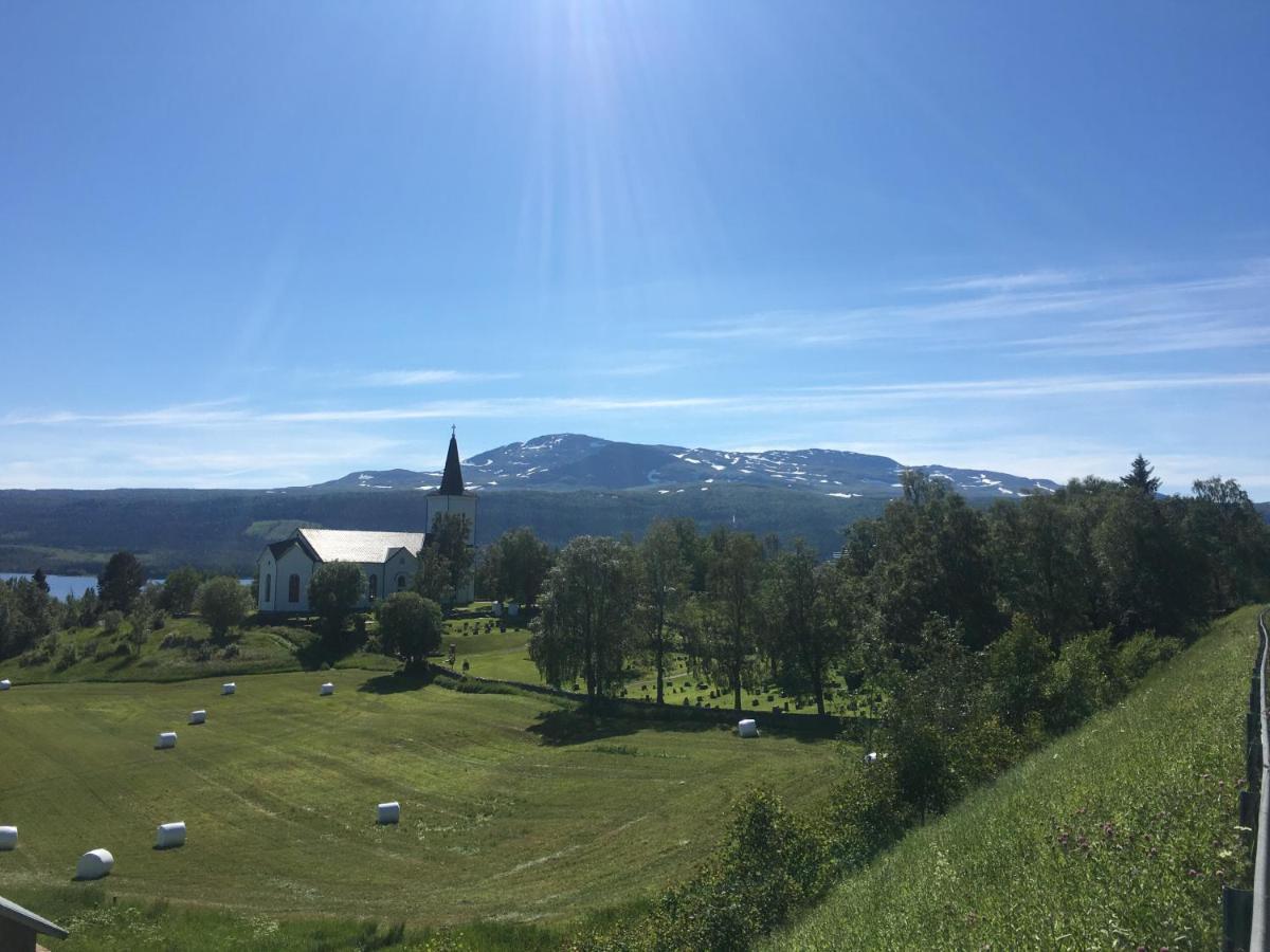 Areskutans Laegenhet Med Laddning Foer Bil 22Kw Appartement Husa Buitenkant foto