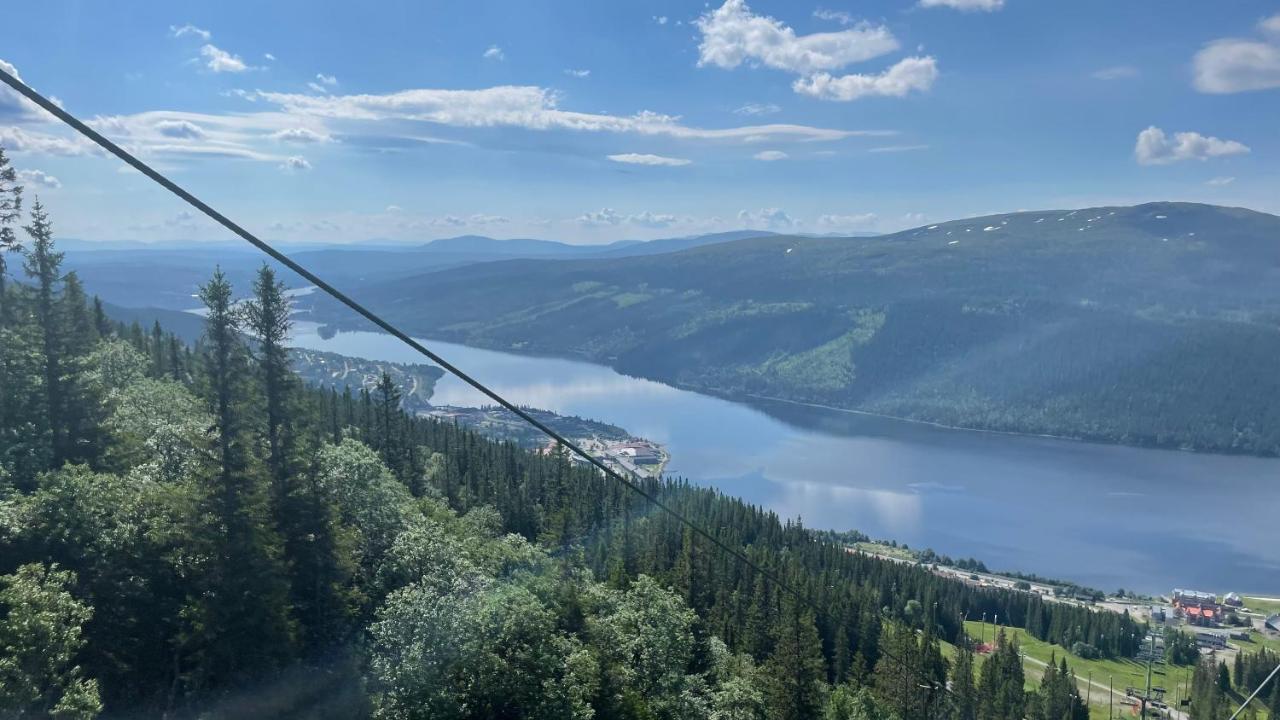 Areskutans Laegenhet Med Laddning Foer Bil 22Kw Appartement Husa Buitenkant foto