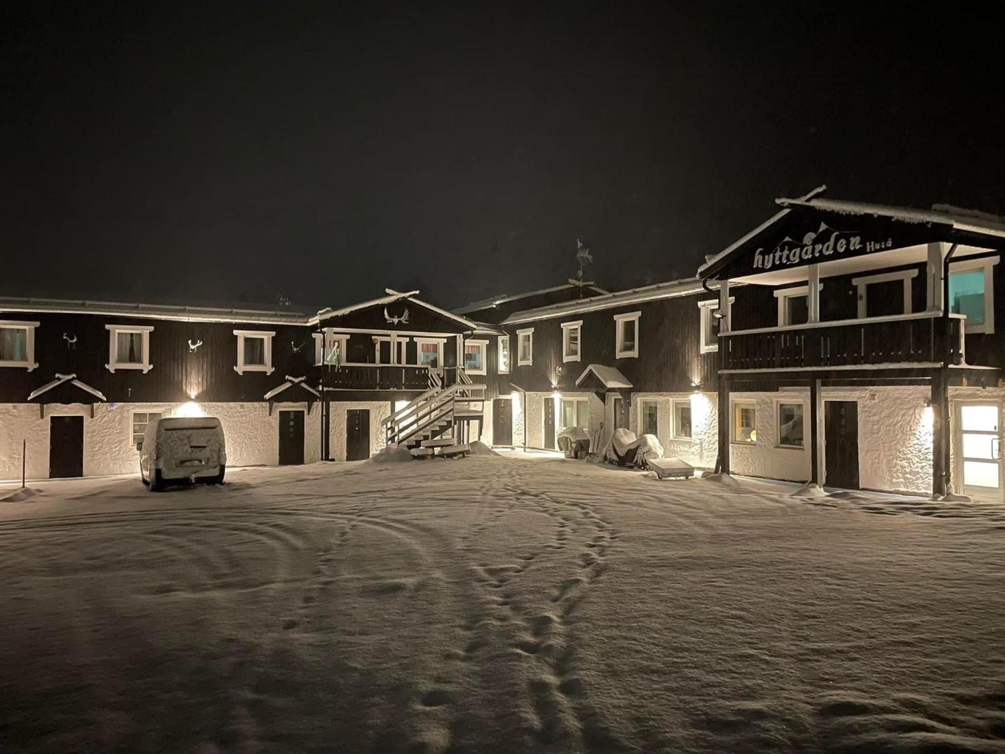 Areskutans Laegenhet Med Laddning Foer Bil 22Kw Appartement Husa Buitenkant foto